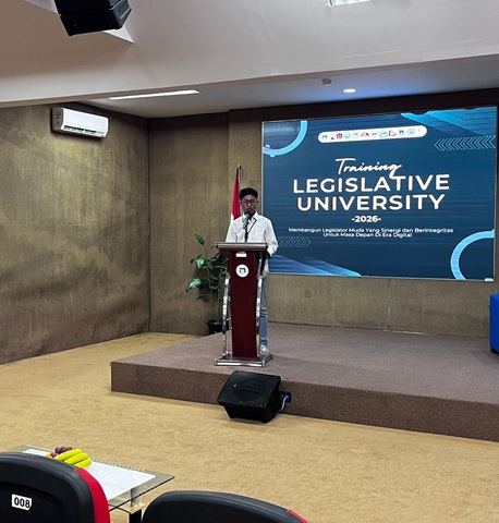 Training Legislative Universitas